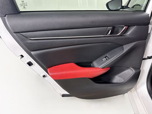 Used 2022 Honda Accord Sport image 25