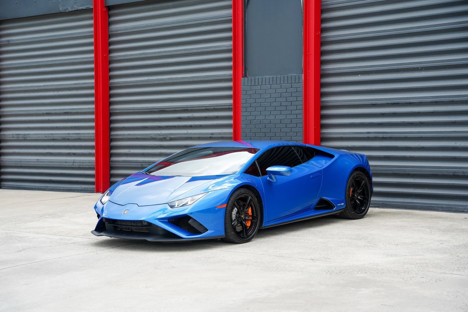 Used 2020 Lamborghini Huracan EVO RWD image 1