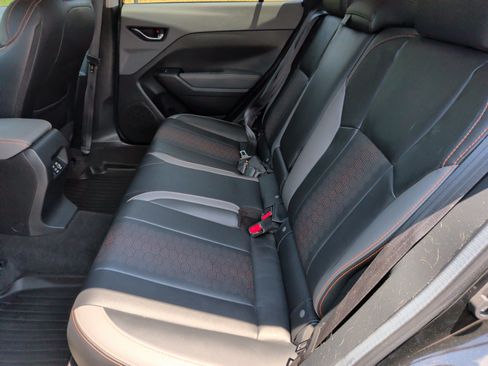 Used 2024 Subaru Crosstrek 2.5i Limited w/ Crosstrek Mirror Package AWD/4WD image 37