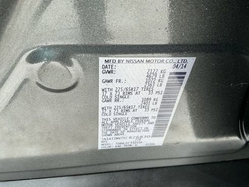 Used 2014 Nissan Rogue S image 43