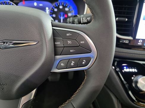 New 2026 Chrysler Pacifica Pinnacle w/ Trailer Tow Group image 22