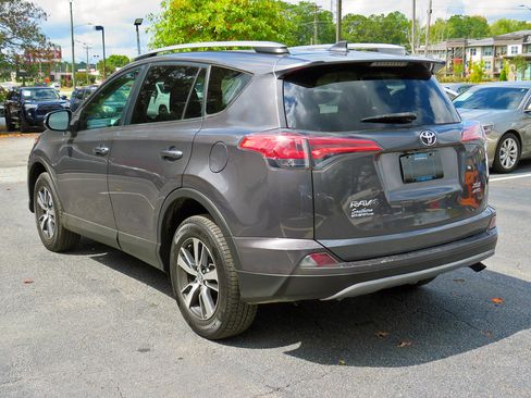 Used 2018 Toyota RAV4 XLE w/ Plus Extra Value Package image 9