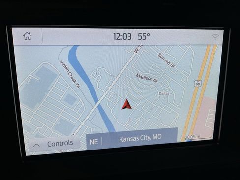 Used 2021 Ford Expedition Max Limited image 16