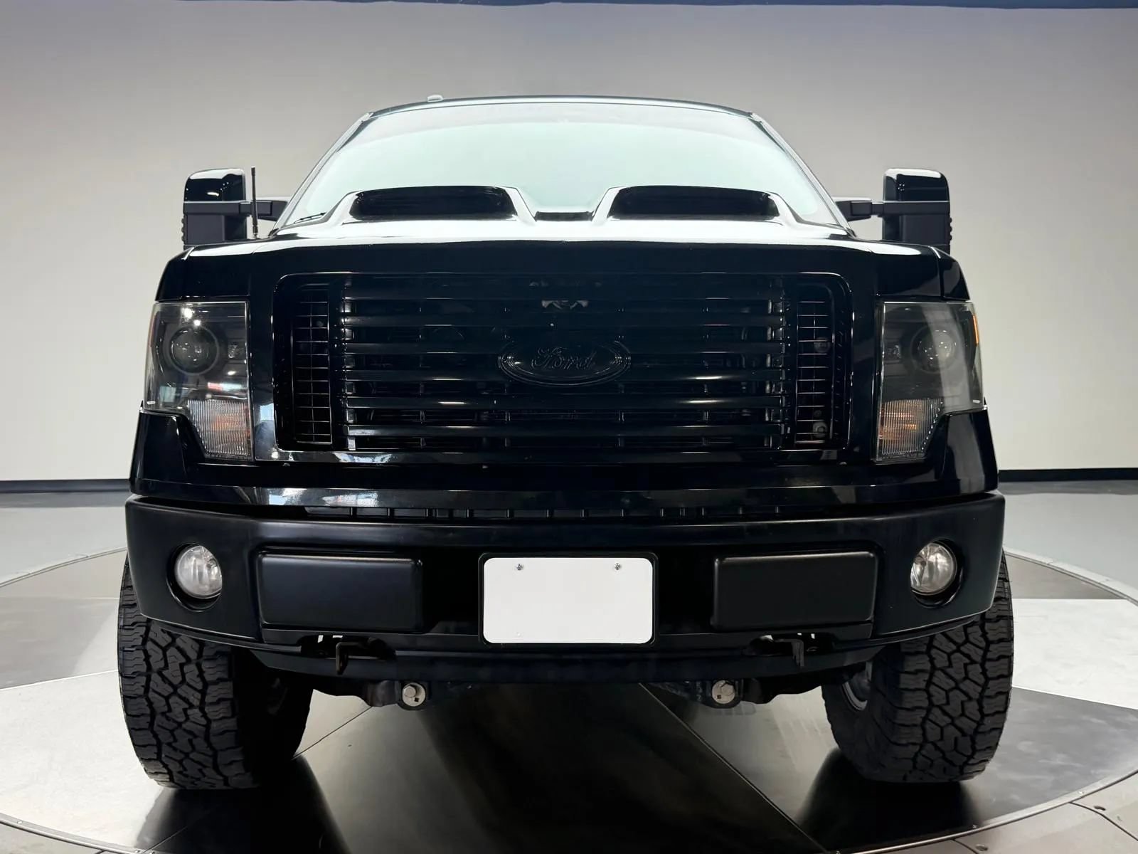Used 2013 Ford F150 Lariat w/ Luxury Equipment Group AWD/4WD image 3