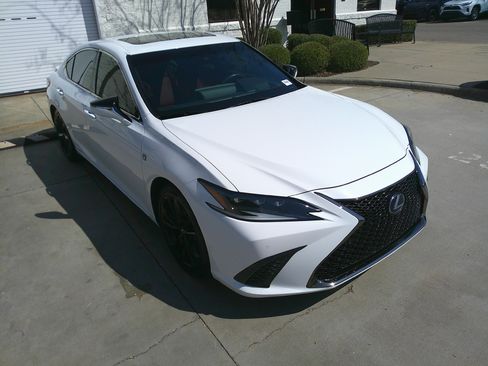 Used 2022 Lexus ES 300h F Sport w/ Accessory Package 2 image 2
