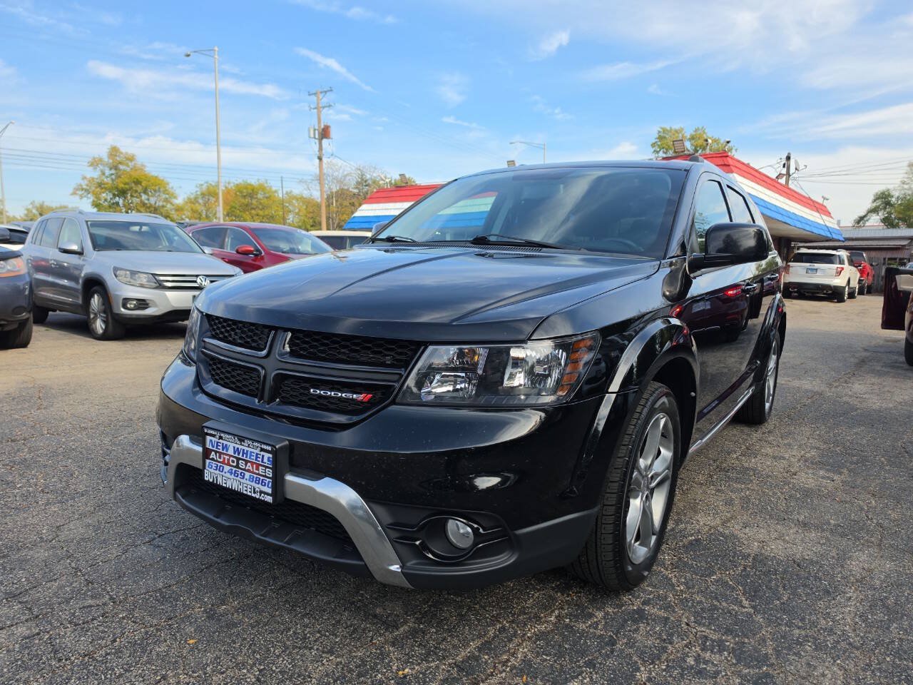 Used 2017 Dodge Journey Crossroad FWD image 1