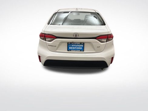 Used 2024 Toyota Corolla LE image 6