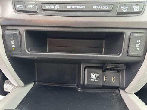 Used 2018 Honda Pilot EX-L image 18