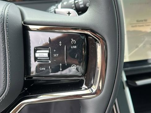 New 2026 Land Rover Range Rover Velar S image 13