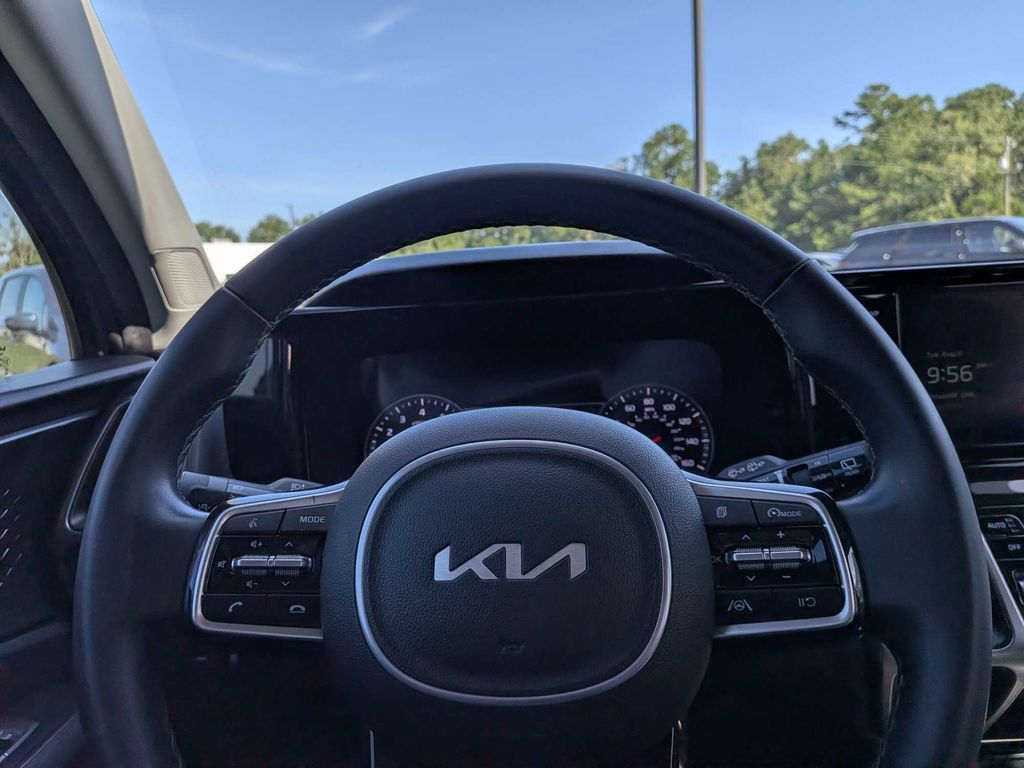Used 2023 Kia Sorento SX FWD image 22
