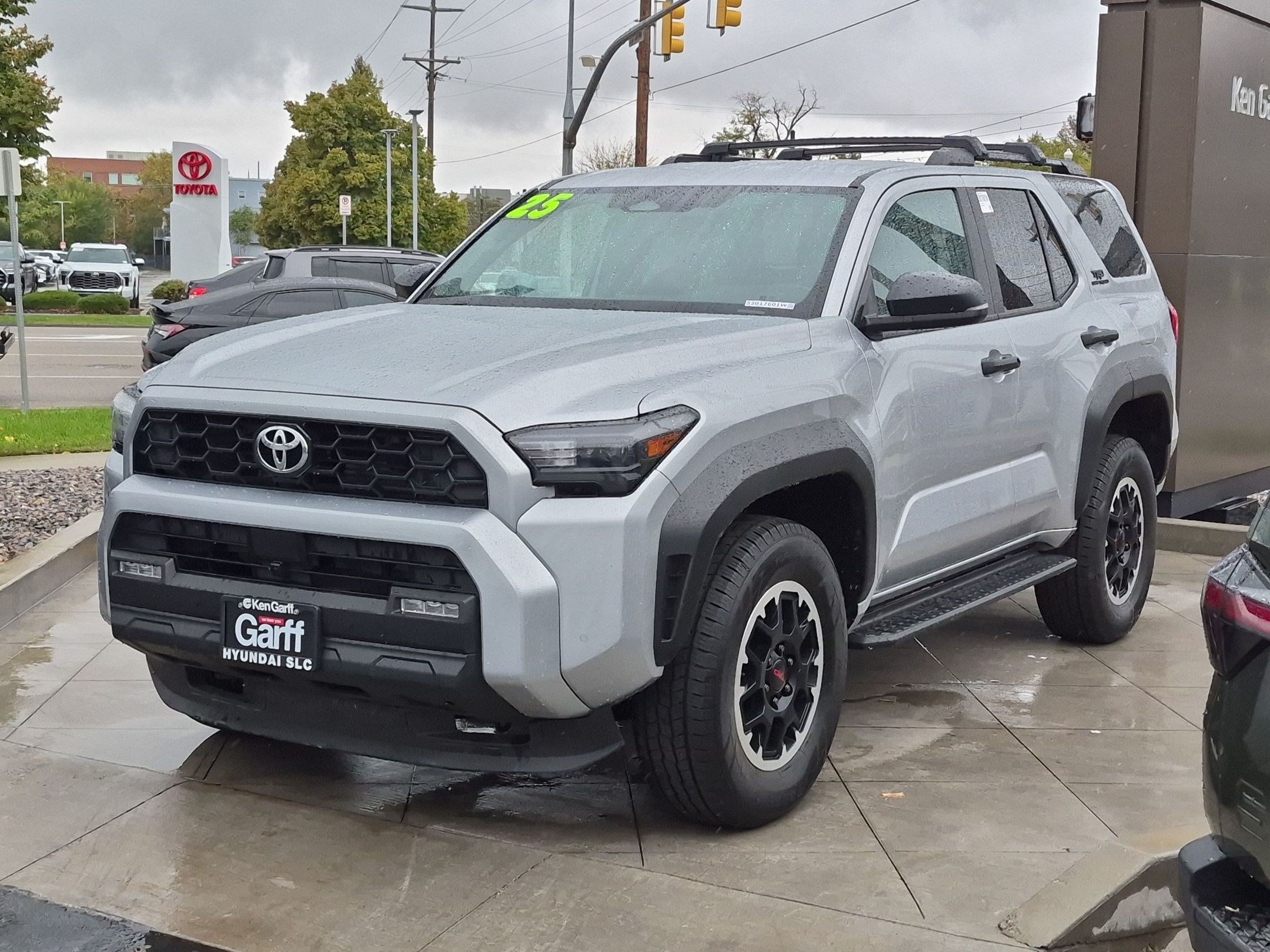Used 2025 Toyota 4Runner TRD Off-Road AWD/4WD image 10