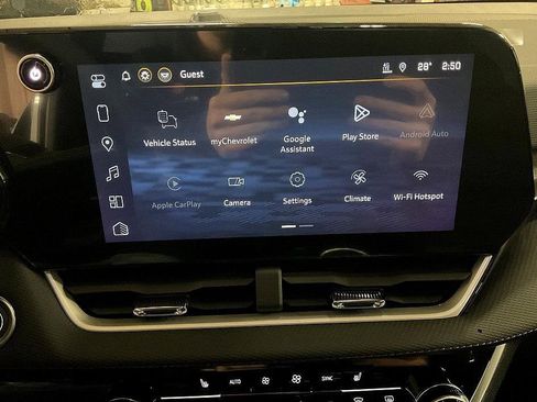 New 2026 Chevrolet Equinox LT w/ Convenience Package II image 6