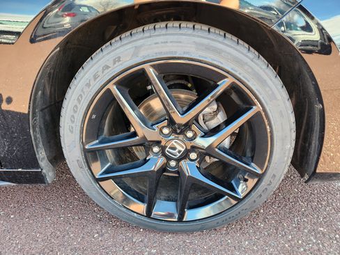 Used 2023 Honda Civic Sport image 7