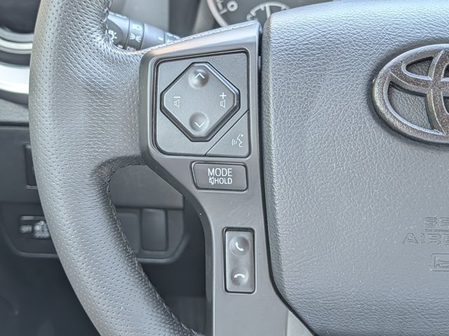 Used 2020 Toyota Tacoma SR5 RWD image 21