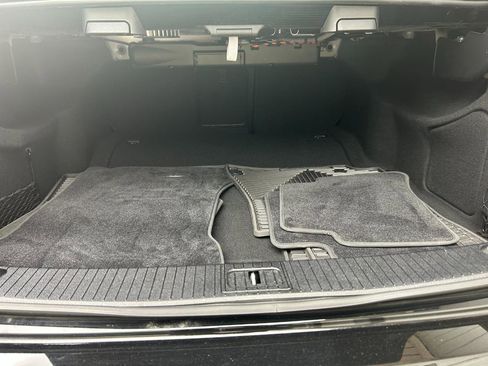 Used 2013 Mercedes-Benz E 350 BlueTEC Sedan image 45