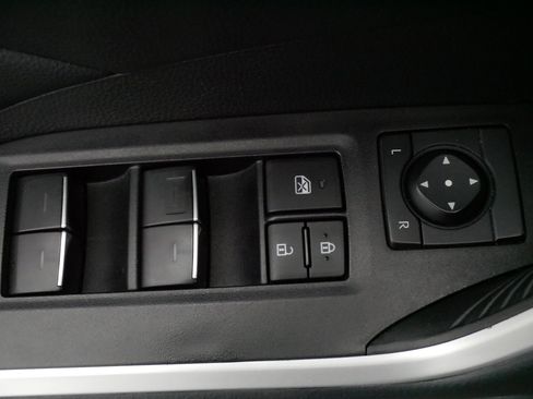Certified 2025 Toyota RAV4 XLE AWD/4WD image 19