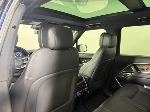 Used 2023 Land Rover Range Rover SE AWD/4WD image 18