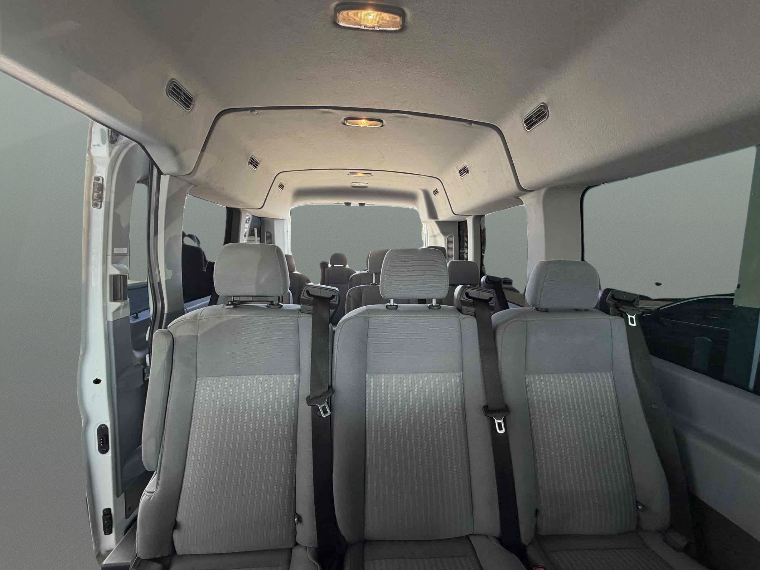 Used 2017 Ford Transit 350 XLT RWD image 23