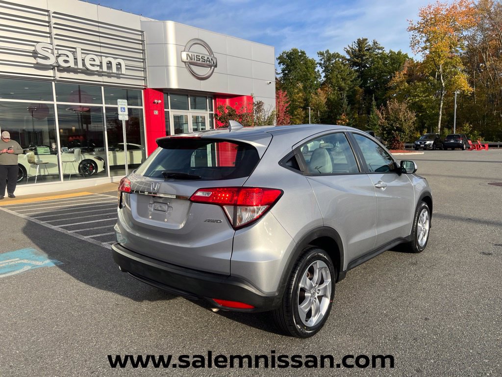 Used 2021 Honda HR-V LX image 7