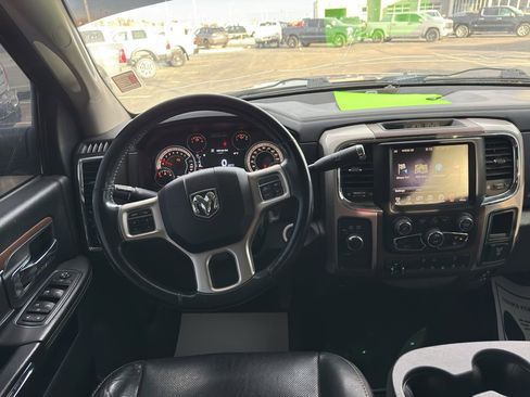 Used 2015 RAM 2500 Laramie w/ Convenience Group image 13
