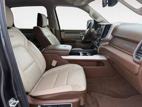 Used 2020 RAM 1500 Laramie image 10