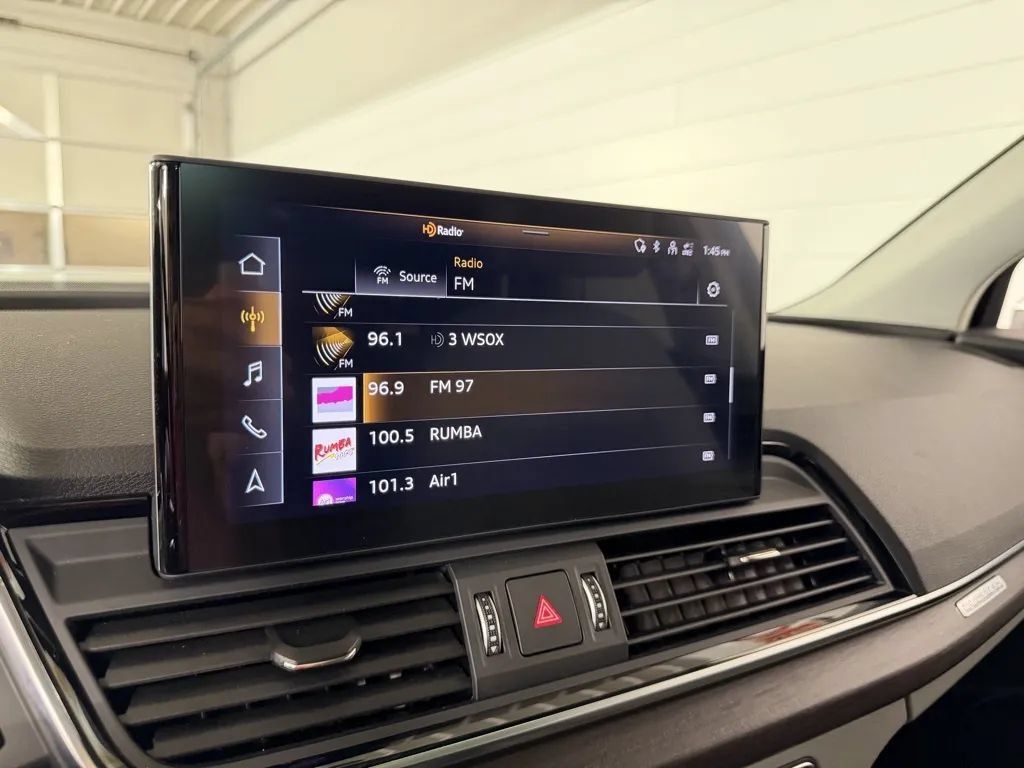 Used 2022 Audi Q5 2.0T Premium Plus AWD/4WD image 24