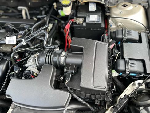 Used 2017 Ford Fusion SE image 39