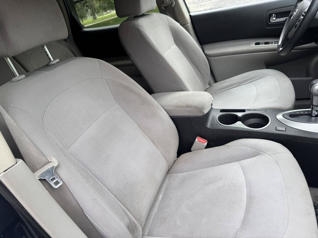 Used 2015 Nissan Rogue S w/ Convenience Package FWD image 32