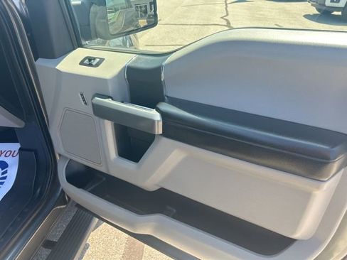 Used 2018 Ford F150 XLT AWD/4WD image 16