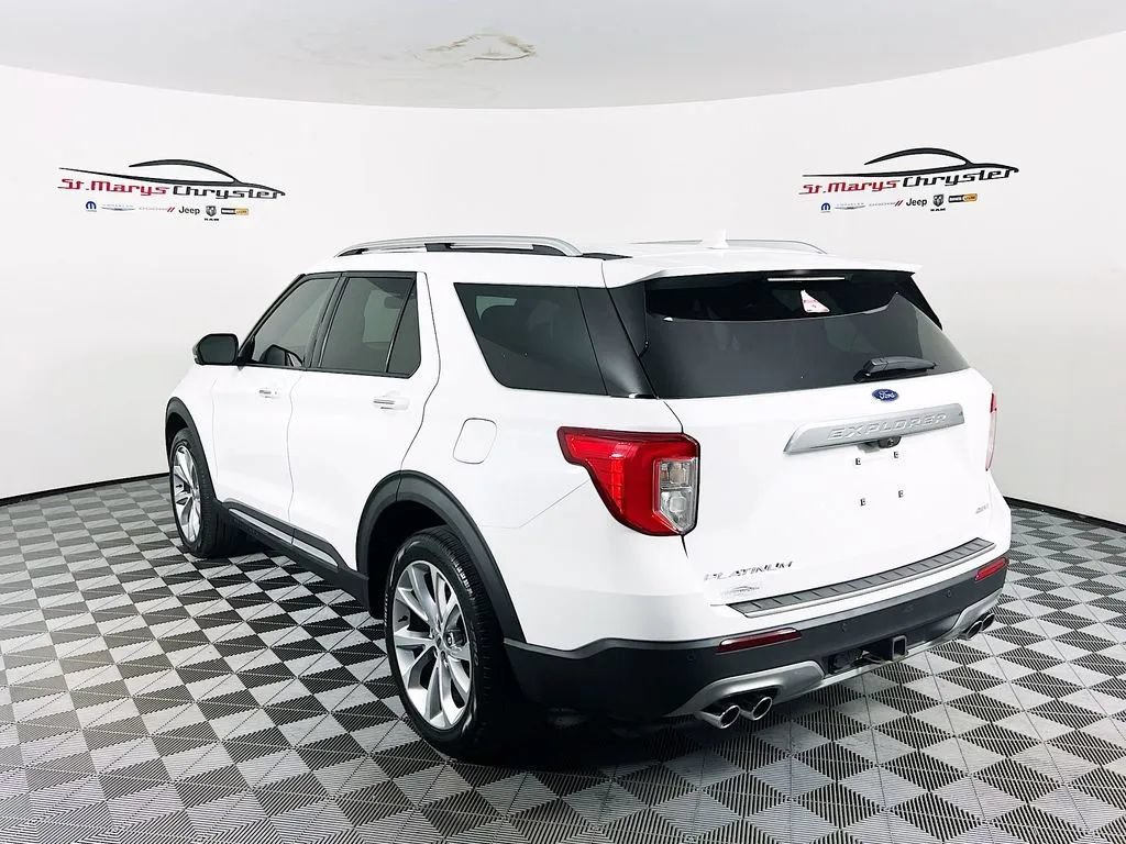 Used 2023 Ford Explorer Platinum w/ Technology Package AWD/4WD image 6