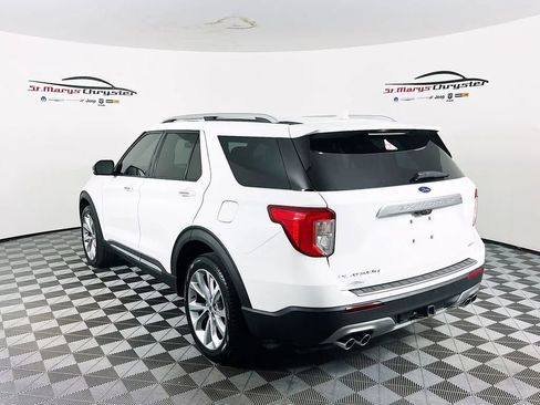 Used 2023 Ford Explorer Platinum w/ Technology Package AWD/4WD image 6