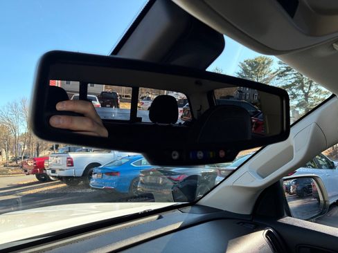 Used 2022 Chevrolet Colorado LT w/ LT Convenience Package image 42