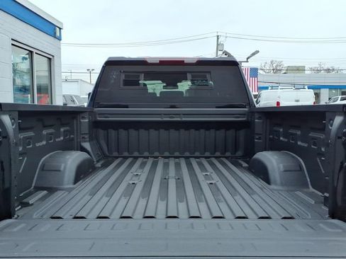 Used 2026 Chevrolet Silverado 2500 Custom w/ Custom Value Package image 19