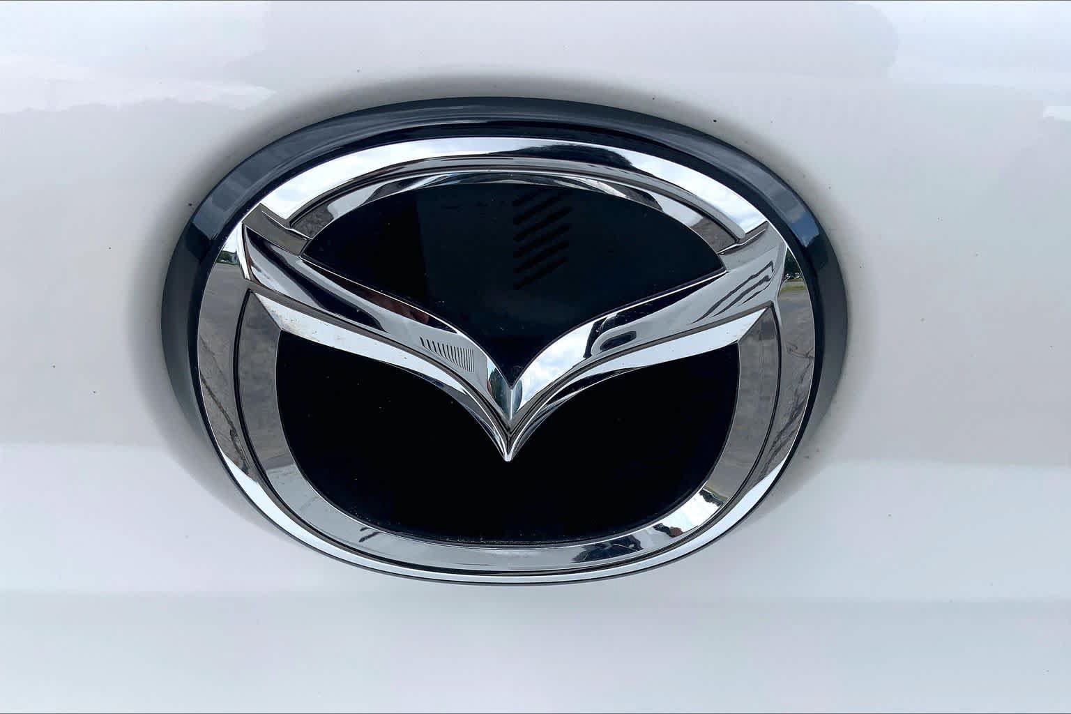 Certified 2024 MAZDA MAZDA3 s FWD image 33