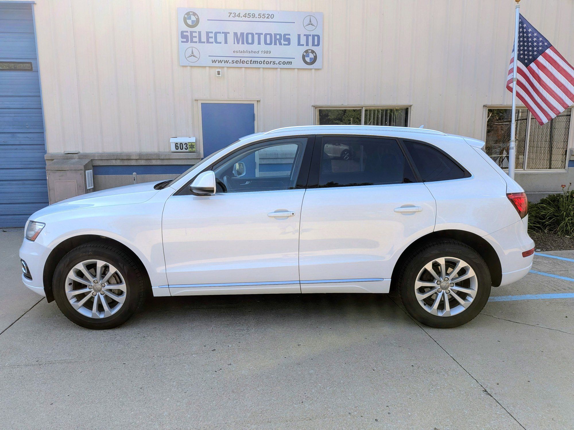 Used 2013 Audi Q5 2.0T Premium Plus AWD/4WD image 3