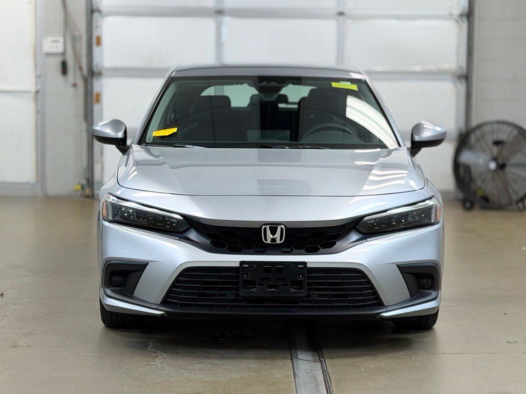 Used 2024 Honda Civic LX image 2