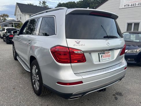 Used 2016 Mercedes-Benz GL 450 4MATIC image 8