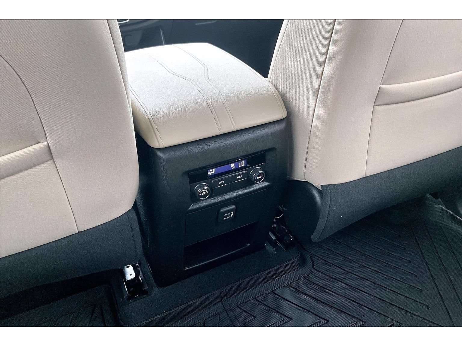 Used 2024 Chevrolet Traverse LS w/ Safety Package FWD image 12