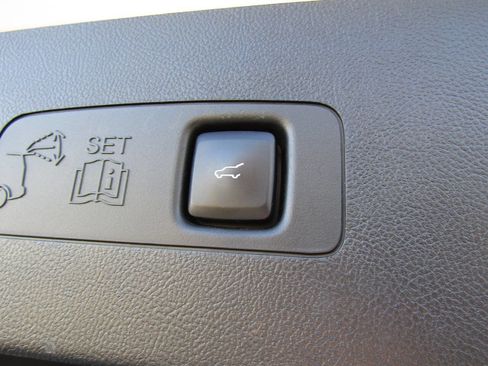 Used 2022 Lincoln Corsair Reserve image 26