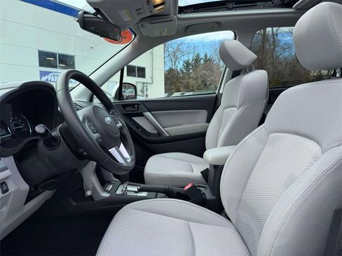 Used 2018 Subaru Forester 2.5i Premium image 13