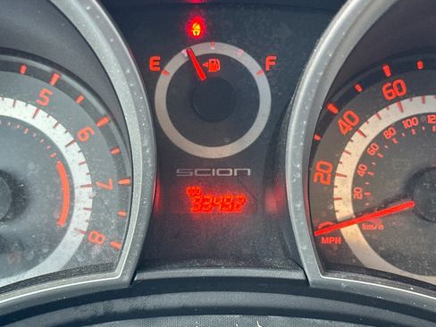 Used 2015 Scion tC image 36