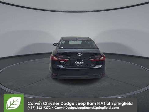 Used 2026 Toyota Camry LE FWD image 13