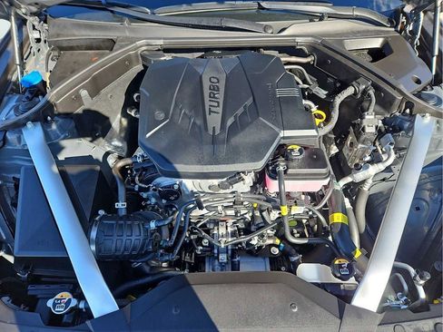 Used 2025 Genesis G70 2.5T AWD/4WD image 34