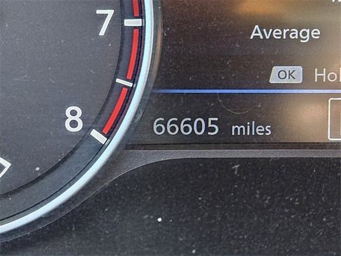 Used 2021 Nissan Sentra SV w/ Trunk Package image 30