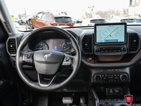 Used 2024 Ford Bronco Sport Outer Banks w/ Tech Package image 2