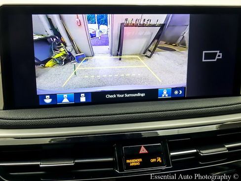 Used 2025 Acura MDX SH-AWD image 19