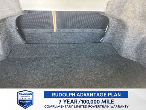 Used 2016 Toyota Camry XLE image 23