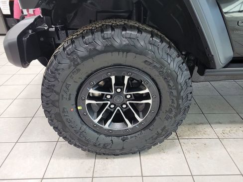 New 2026 Jeep Wrangler Unlimited Sport image 19