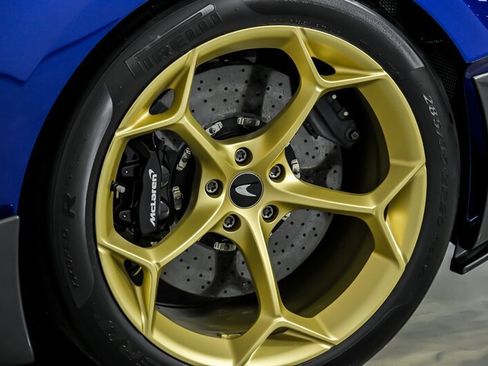 Used 2020 McLaren 600LT Spider RWD image 14