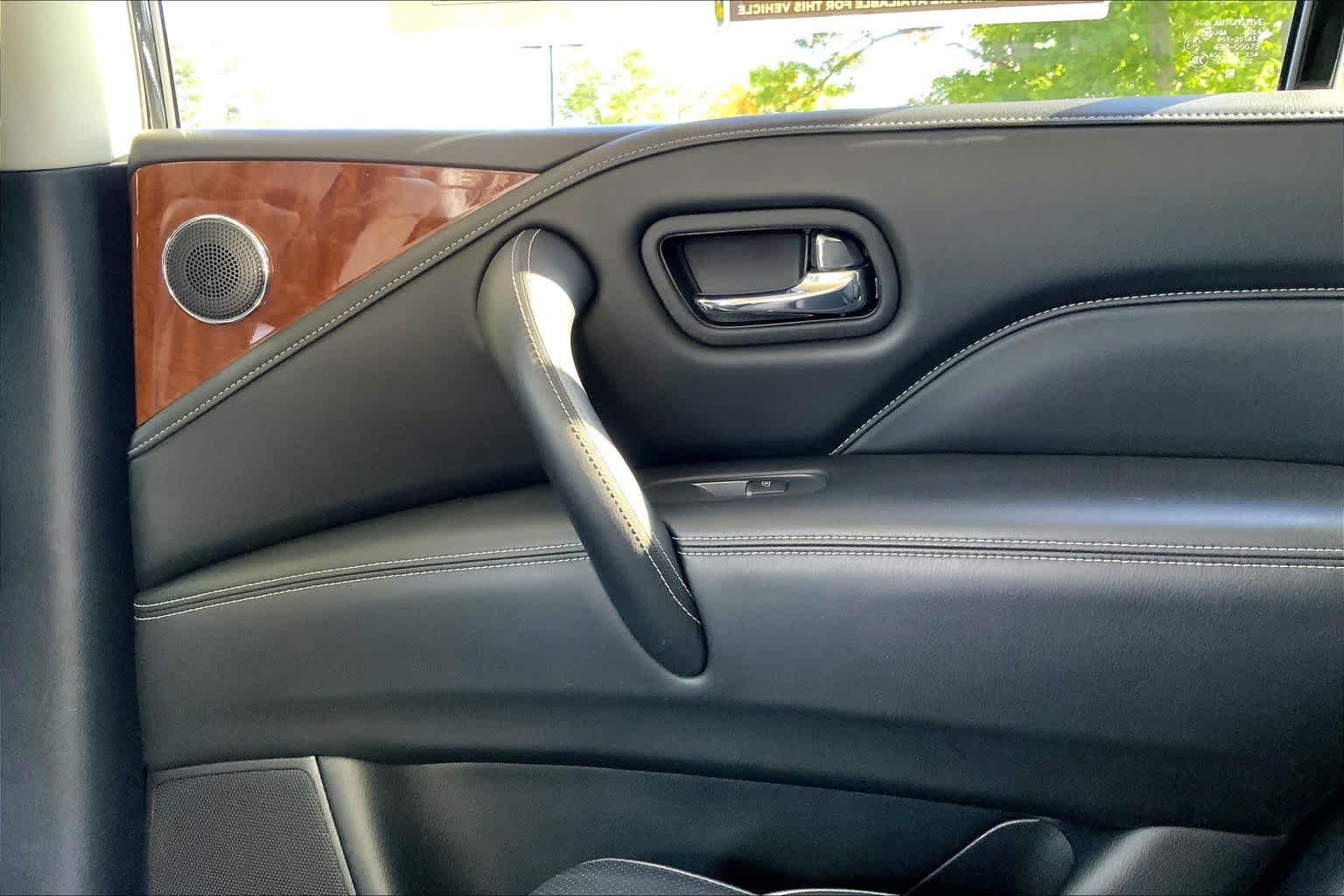 Used 2019 INFINITI QX80 Luxe w/ Proassist Package AWD/4WD image 36